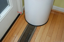 bay-leaf-placed-near-baseboard.jpg