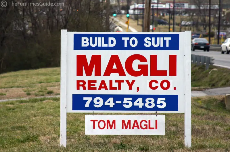 real estate sign pictures. real estate signage.