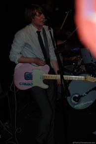 eric-hutchinson-singing.jpg