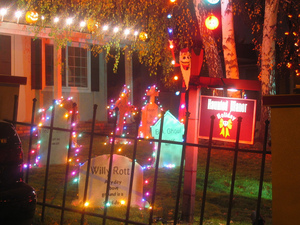 halloween-lights-display-by-Ack_Ook.jpg