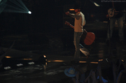 kenny-chesney-sending-kisses-to-the-cmt-audience.jpg