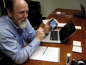 screen-cleaner-for-iphone-and-notebook-computer-by-cogdogblog.jpg