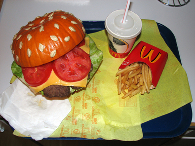 tiny-pumpkin-burger-by-the-facey-family.jpg