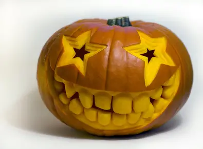 toothy-smiley-pumpkin-by-minipixel-thumb-395x291.jpg