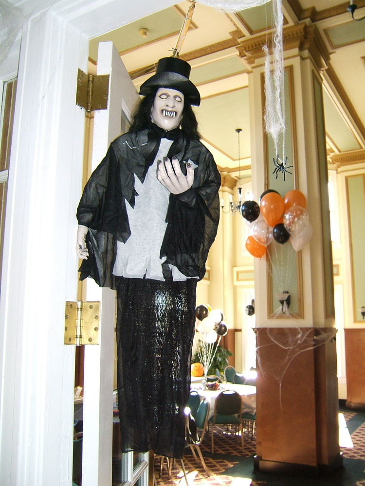 inside halloween decorations