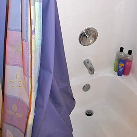 How To Clean A Vinyl Shower Curtain, Using Bleach To Clean Shower Curtain