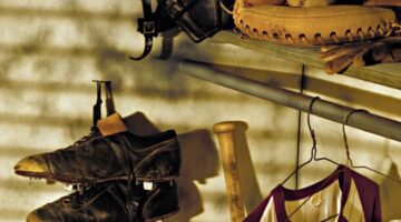 A Lifelong Baseball Fan’s Favorite Places To Find Cool Baseball Jerseys, Team Gear & Collectible Baseball Memorabilia
