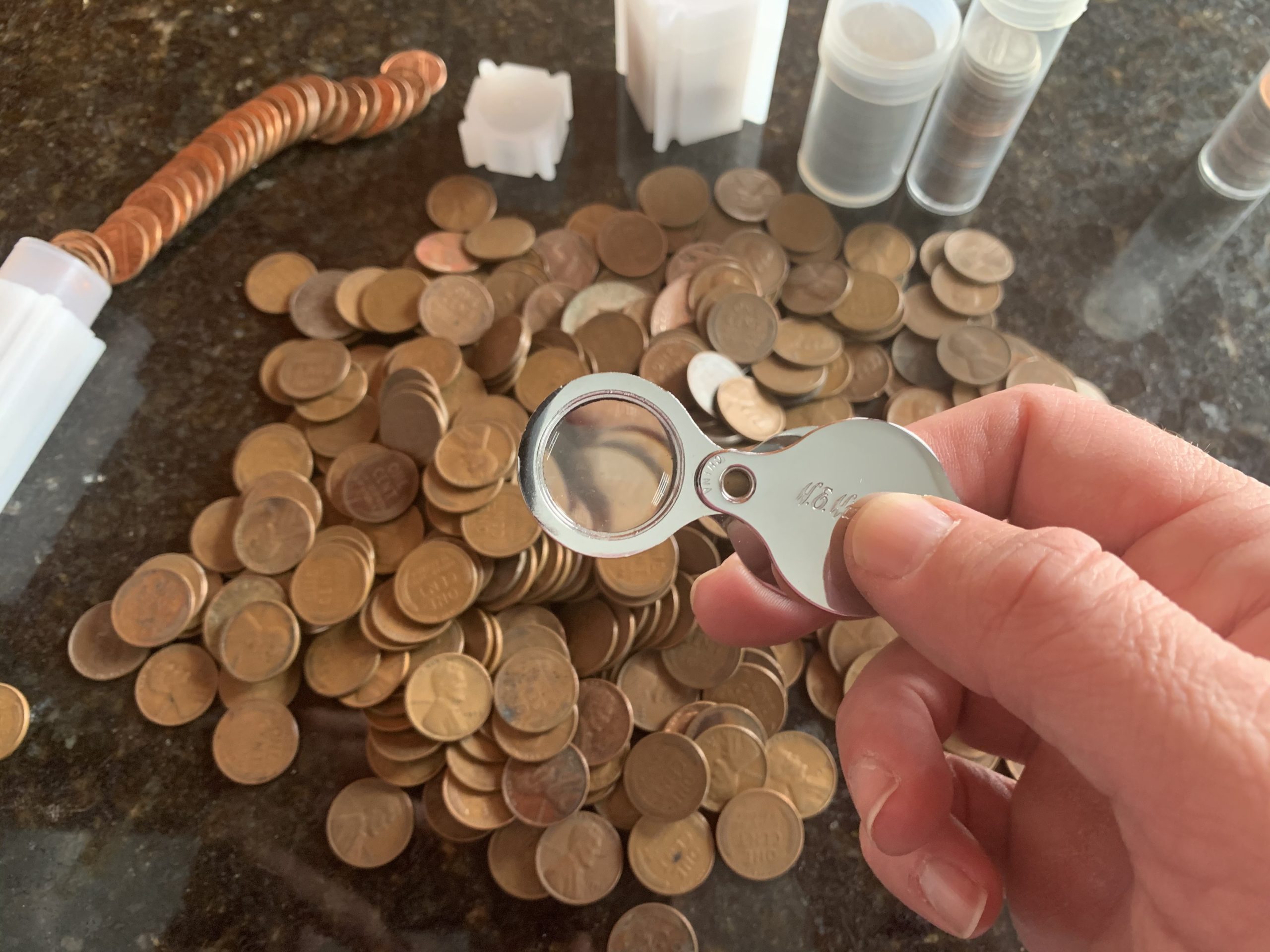 What's the best coin magnifier? Here are my two cents...