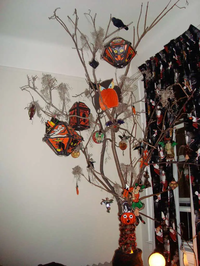 Similar to my own DIY indoor trees pictured above, this Halloween tree is simple and very personal to its owner.