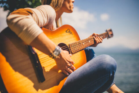 Want to learn to play the guitar? Add it to your summer bucket list! 
